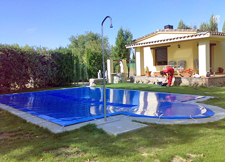 Fabricacion de lonas de piscinas en San Sebastian de los Reyes.