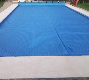 Ventajas de usar lonas para piscinas.